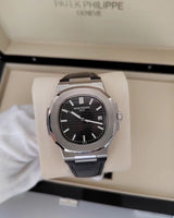Patek Philippe Nautilus Couro