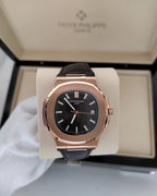 Patek Philippe Nautilus Couro