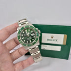 Rolex Submariner / Green ( Hulk)